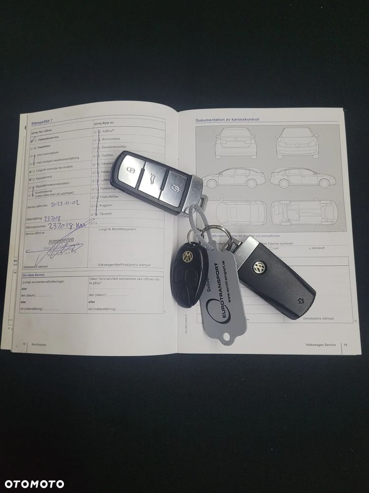Volkswagen Passat 2.0 TDI BlueMotion Technology Highline - 24
