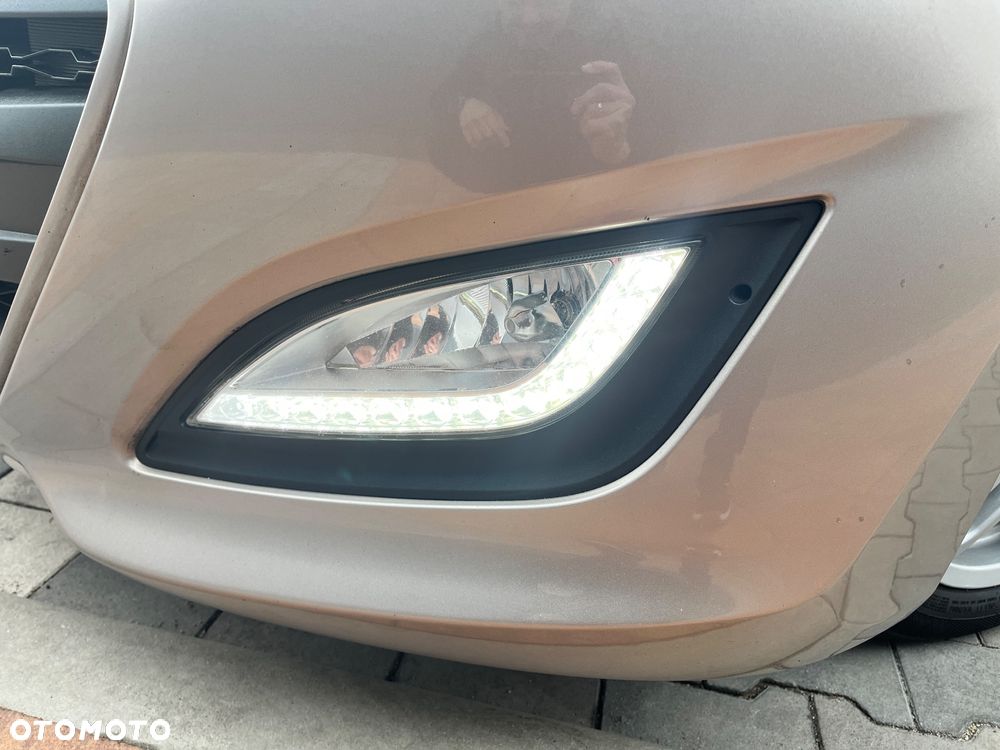 Hyundai i30 blue 1.6 CRDi YES Gold - 24