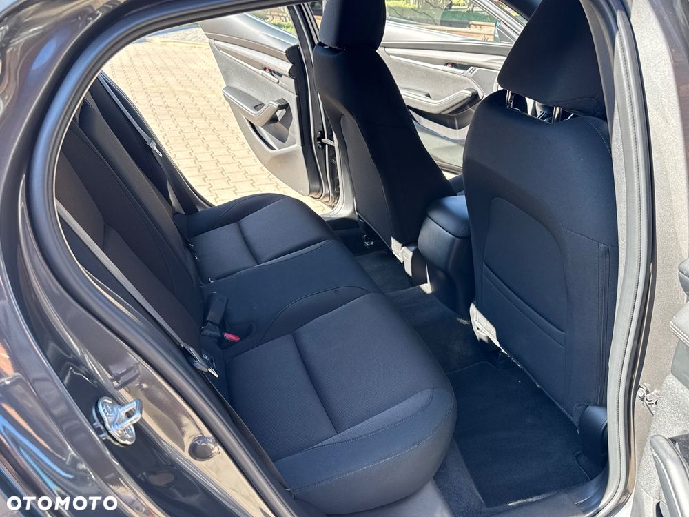 Mazda 3 SKYACTIV-X 2.0 M-Hybrid - 24