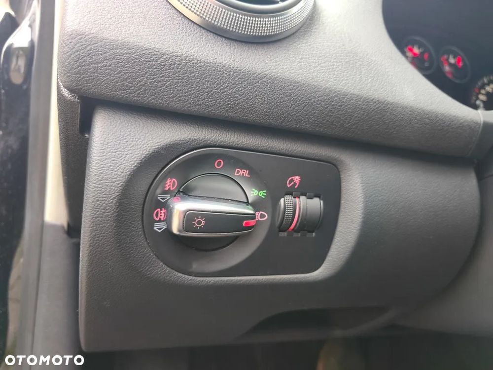 Audi A3 Sportback 1.6 Attraction - 33