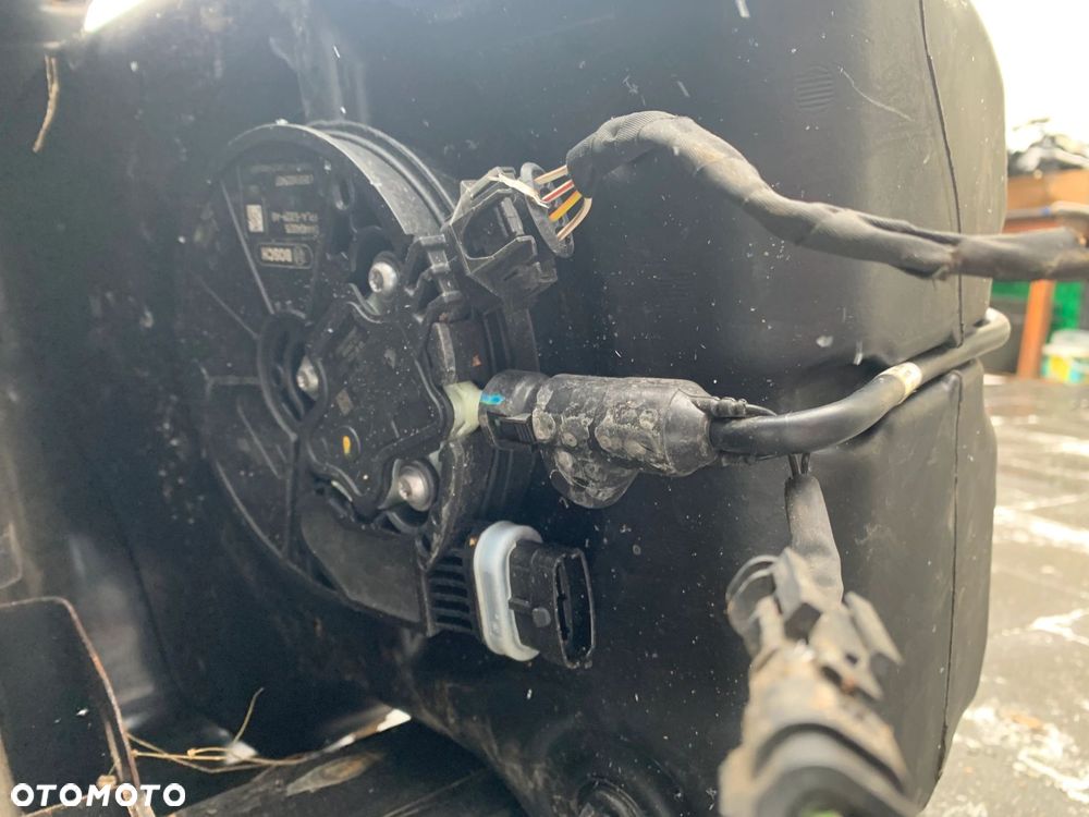 ZBIORNIK POMPA ADBLUE RANGE ROVER SPORT L494 VOGUE L405 FPLA-5J228-A - 5