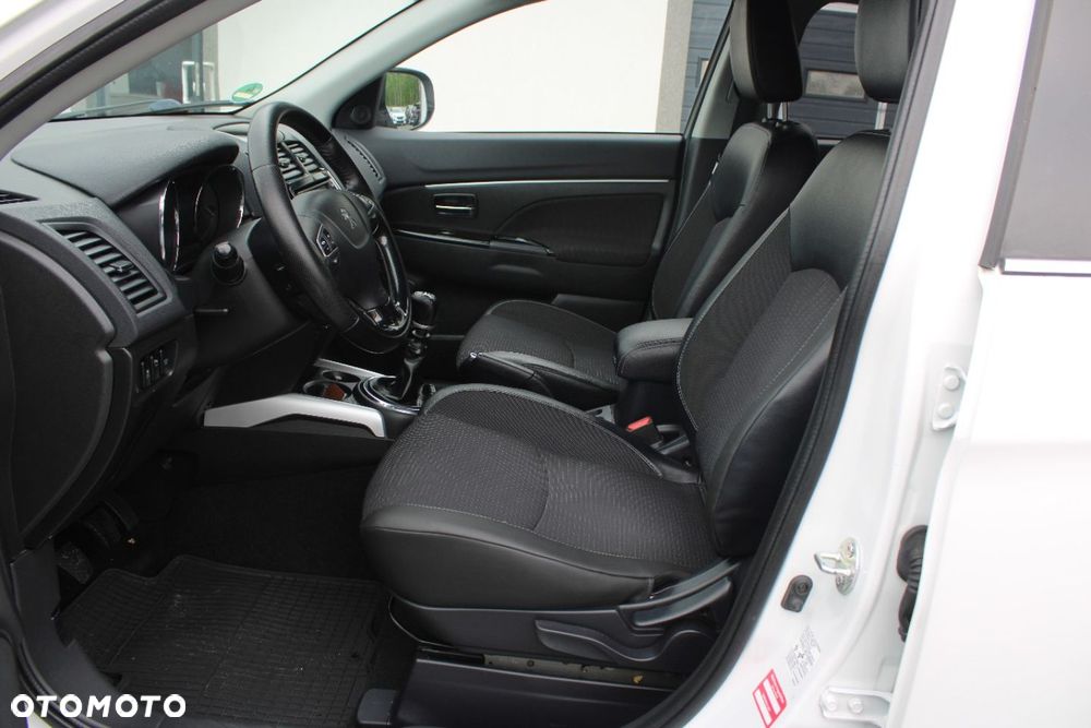 Peugeot 4008 - 12