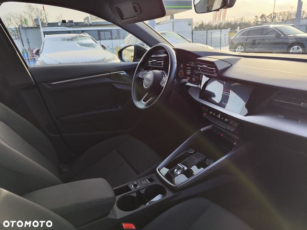 Audi A3 Sportback - 12