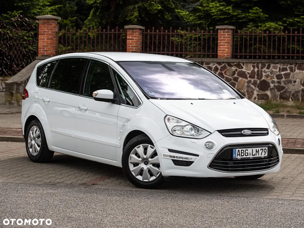 Ford S-Max 2.0 EcoBoost Titanium - 1