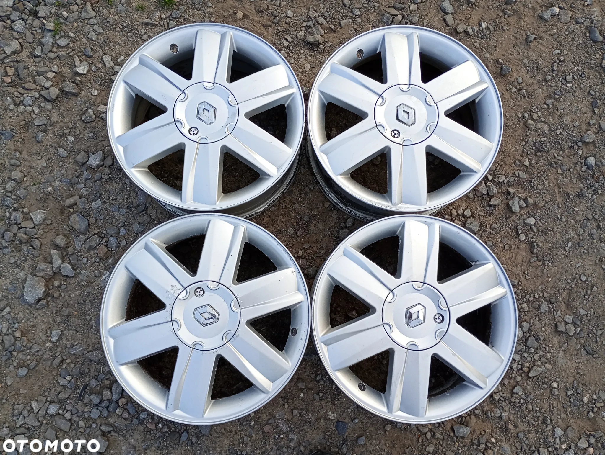 RENAULT Oryg. Felgi 16cali  4x100  ET49  6,5Jx15 BDB Stan - 2