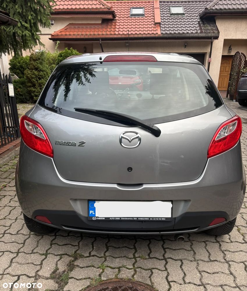 Mazda 2 - 8