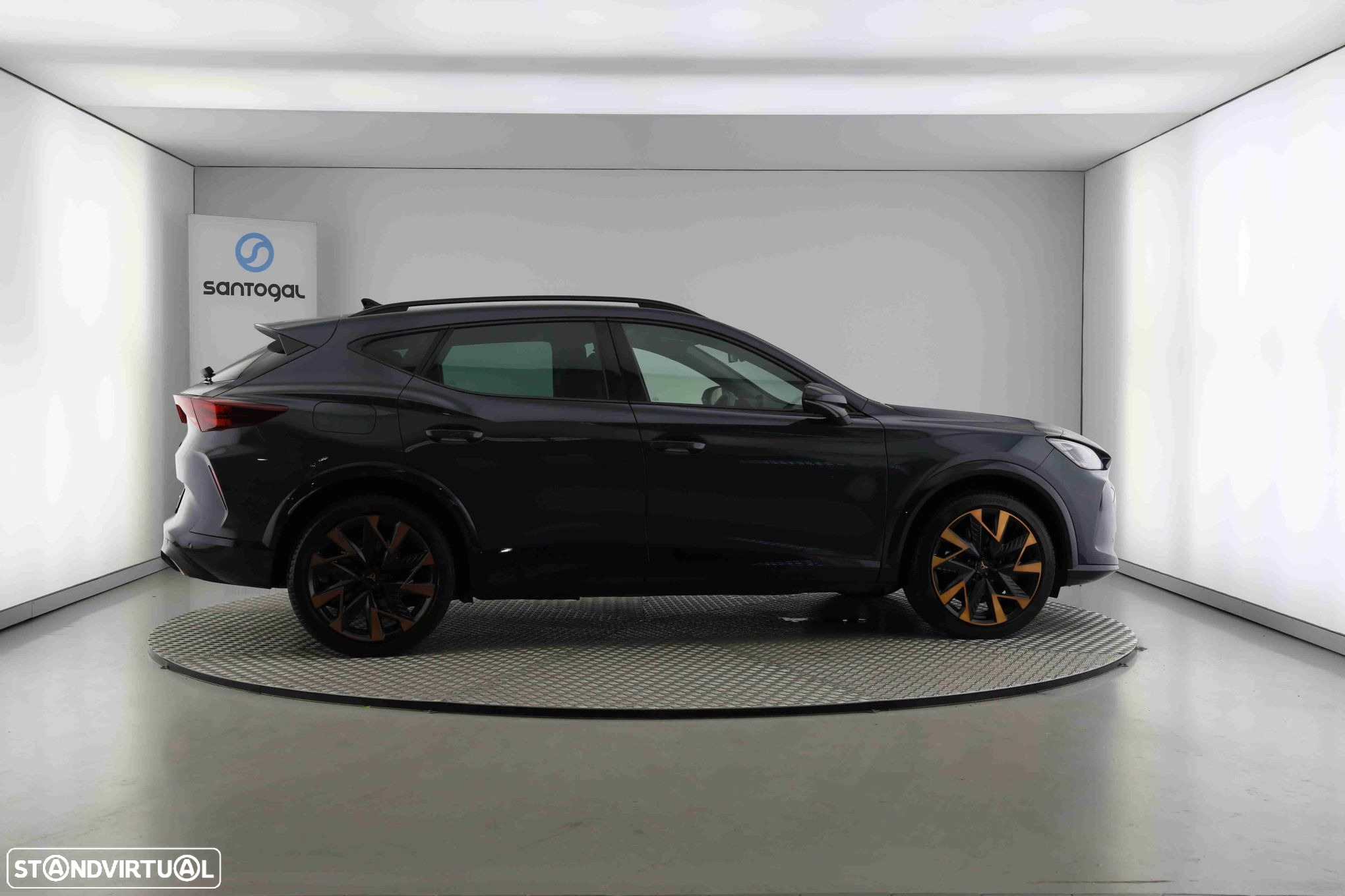 Cupra Formentor 1.5 e-Hybrid DSG VZ - 9