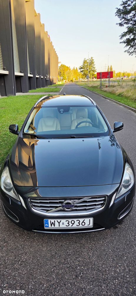 Volvo V60 D4 Summum - 6