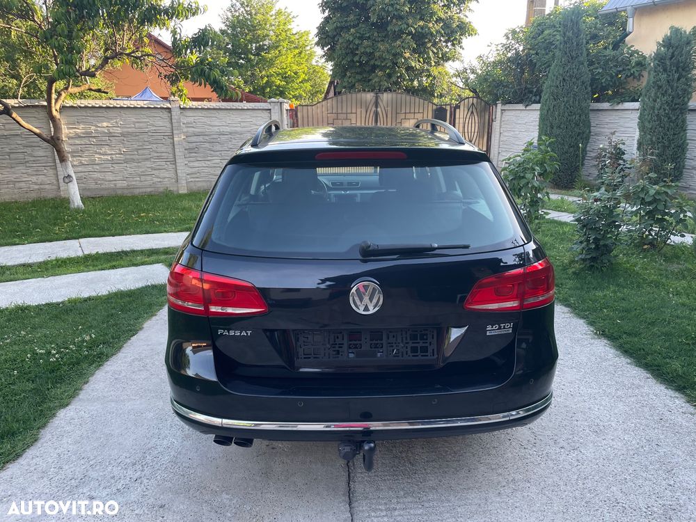 Volkswagen Passat - 11