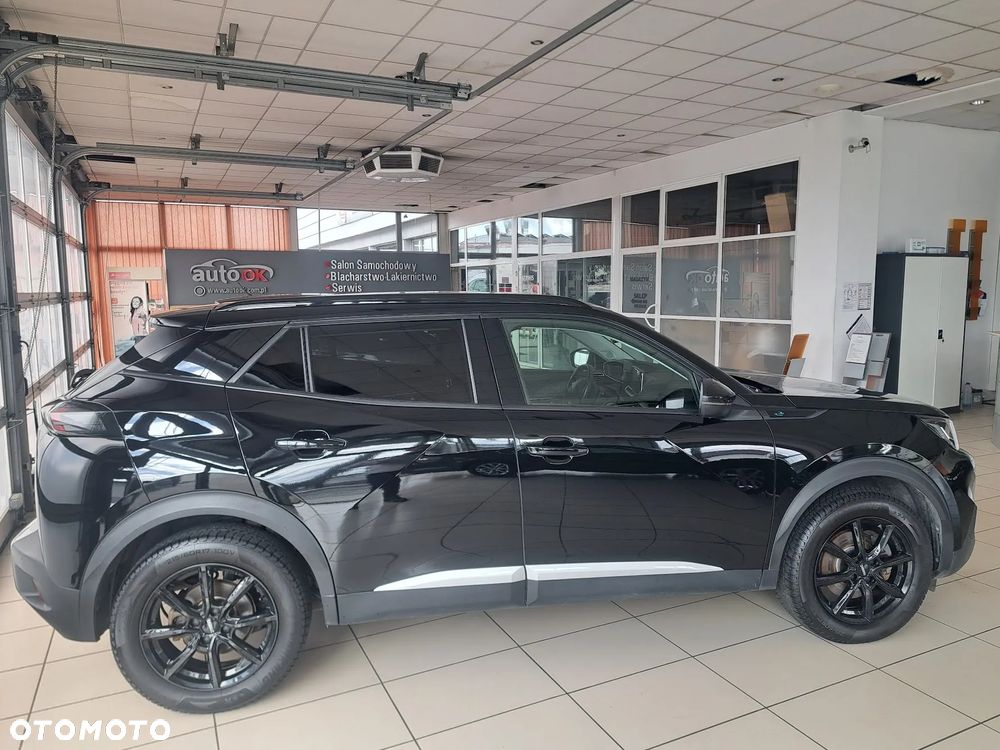 Peugeot 2008 e-2008 50kWh Allure - 7