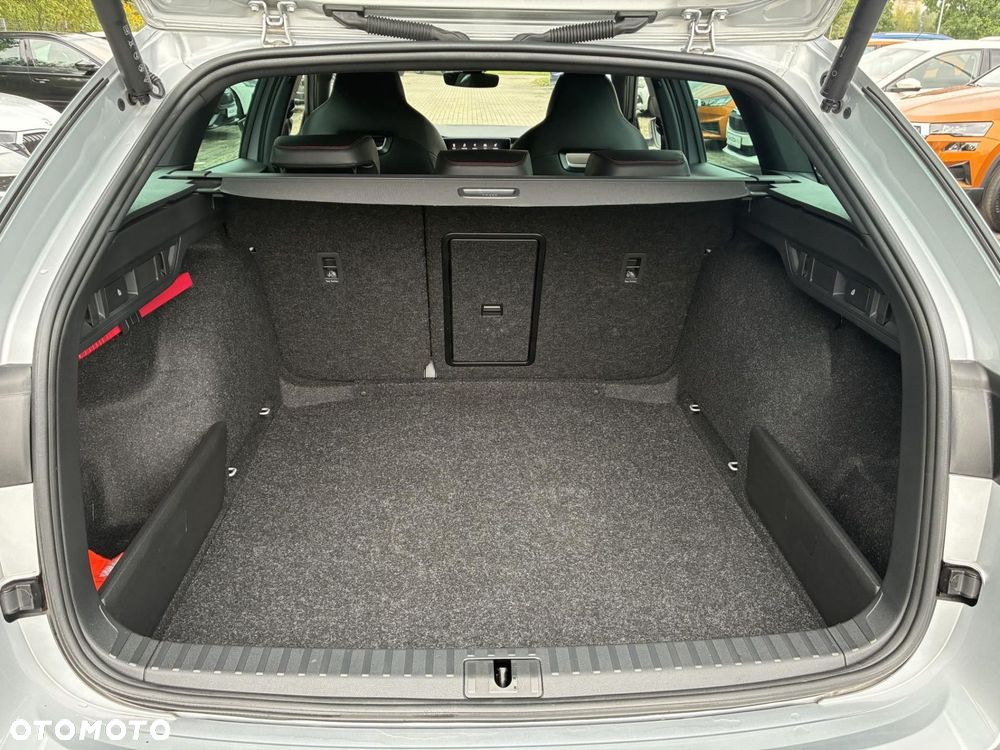 Skoda Octavia 2.0 TDI 4x4 RS DSG - 38