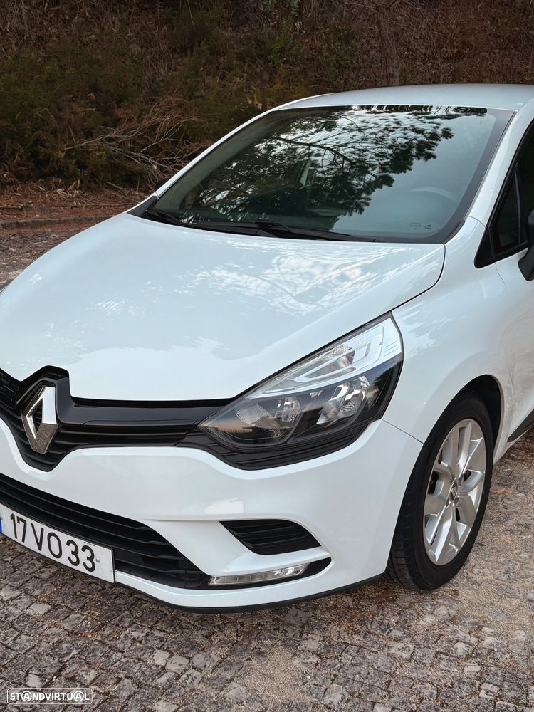 Renault Clio - 9