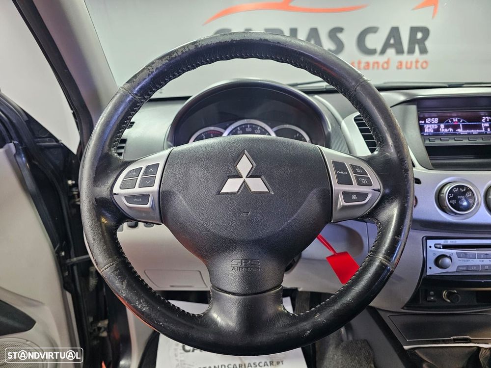 Mitsubishi L200 2.5 DI-D CD Invite AC 4WD - 15