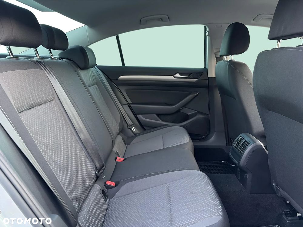 Volkswagen Passat 1.5 TSI EVO Business DSG - 19