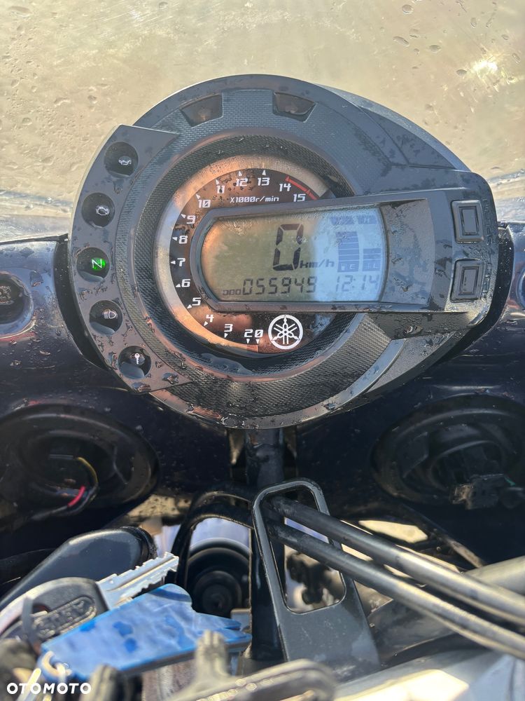 Yamaha FZ6 - 4