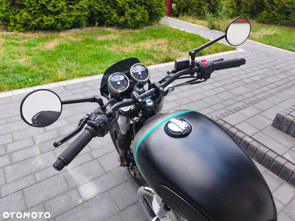 Royal Enfield Continental - 19