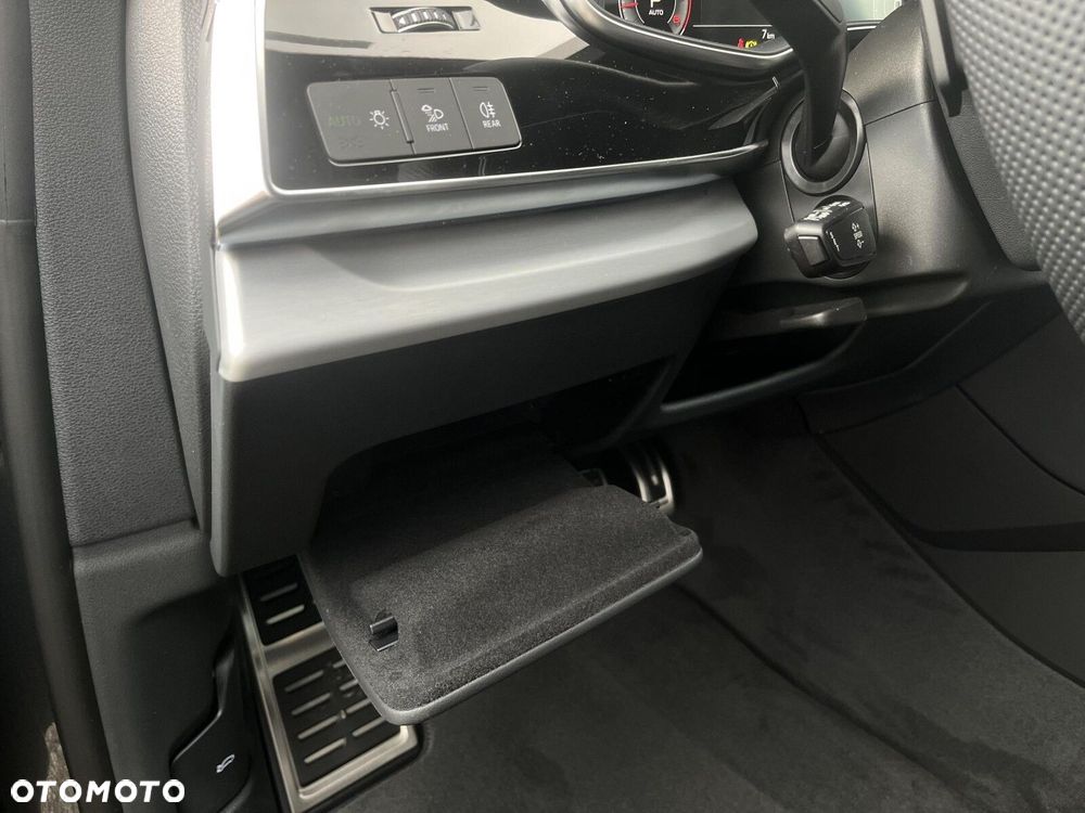 Audi Q8 - 27