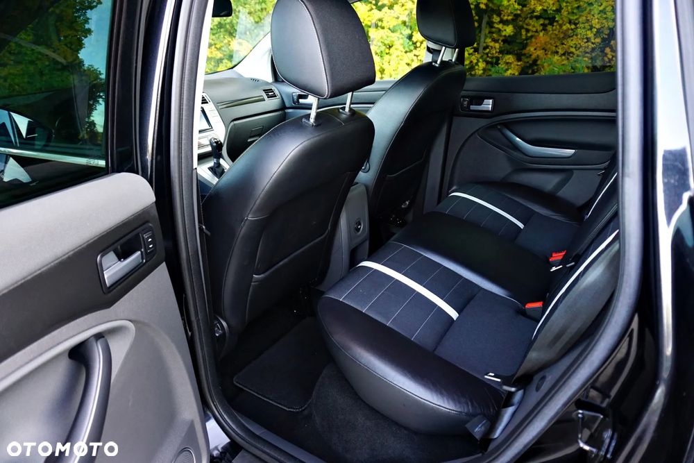 Ford Kuga 2.5 Trend EU5 - 30