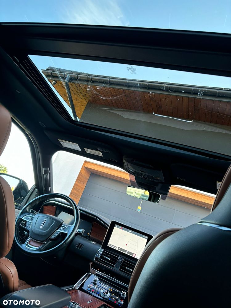 Lincoln Navigator - 11