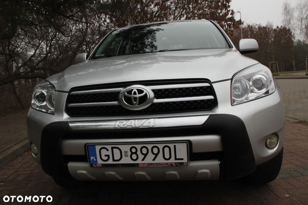 Toyota RAV4 2.0 VVT-i Luna - 3