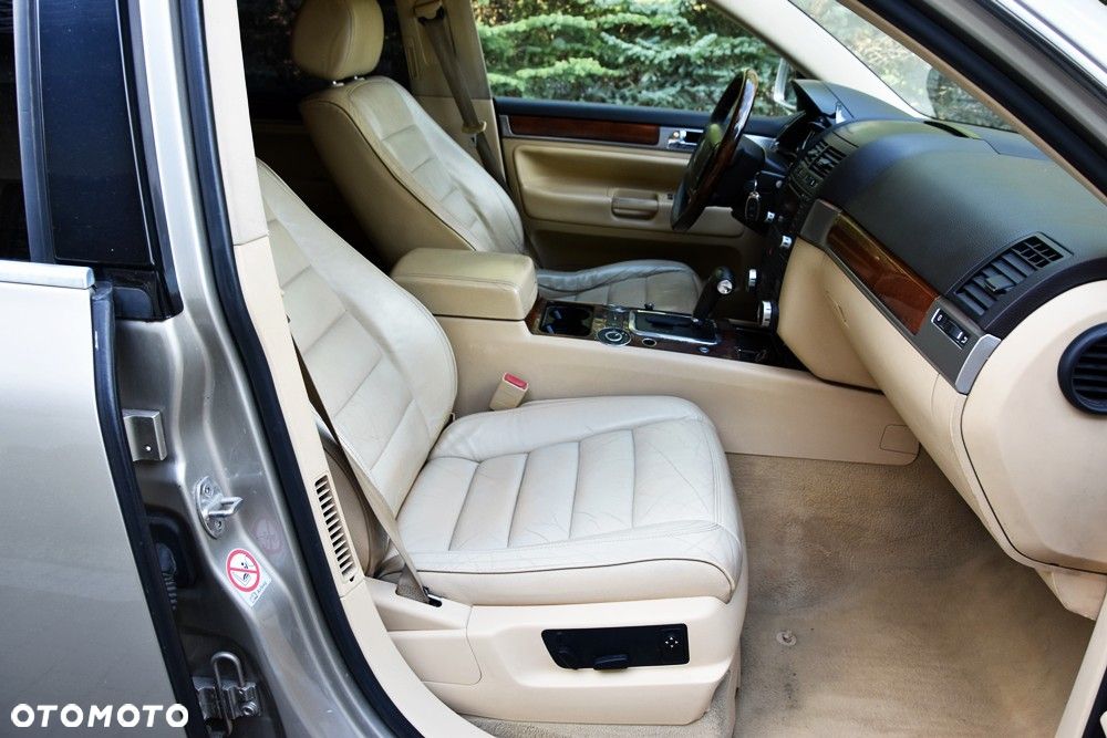 Volkswagen Touareg - 11