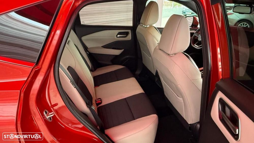 Nissan Qashqai 1.3 DIG-T N-Connecta Xtronic - 14