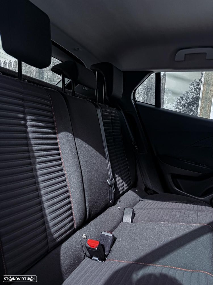 Peugeot 2008 1.5 BlueHDi Active Pack - 12