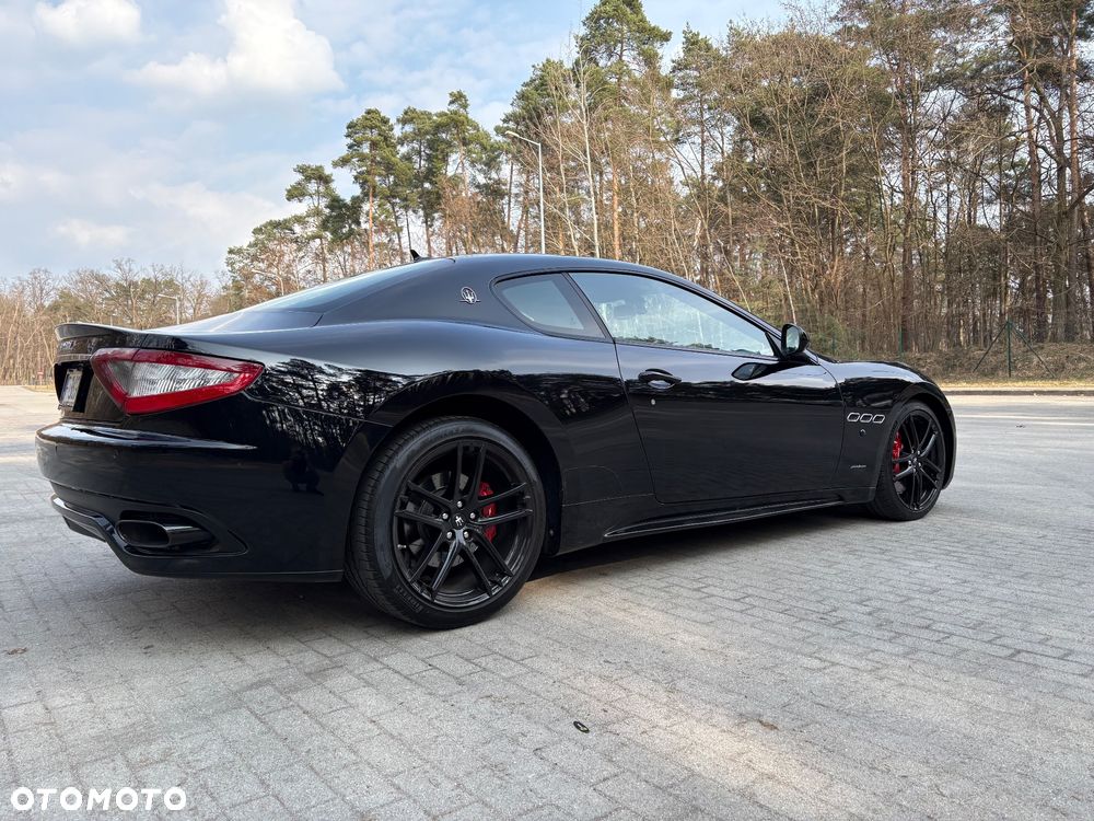 Maserati GranTurismo S Automatik - 6