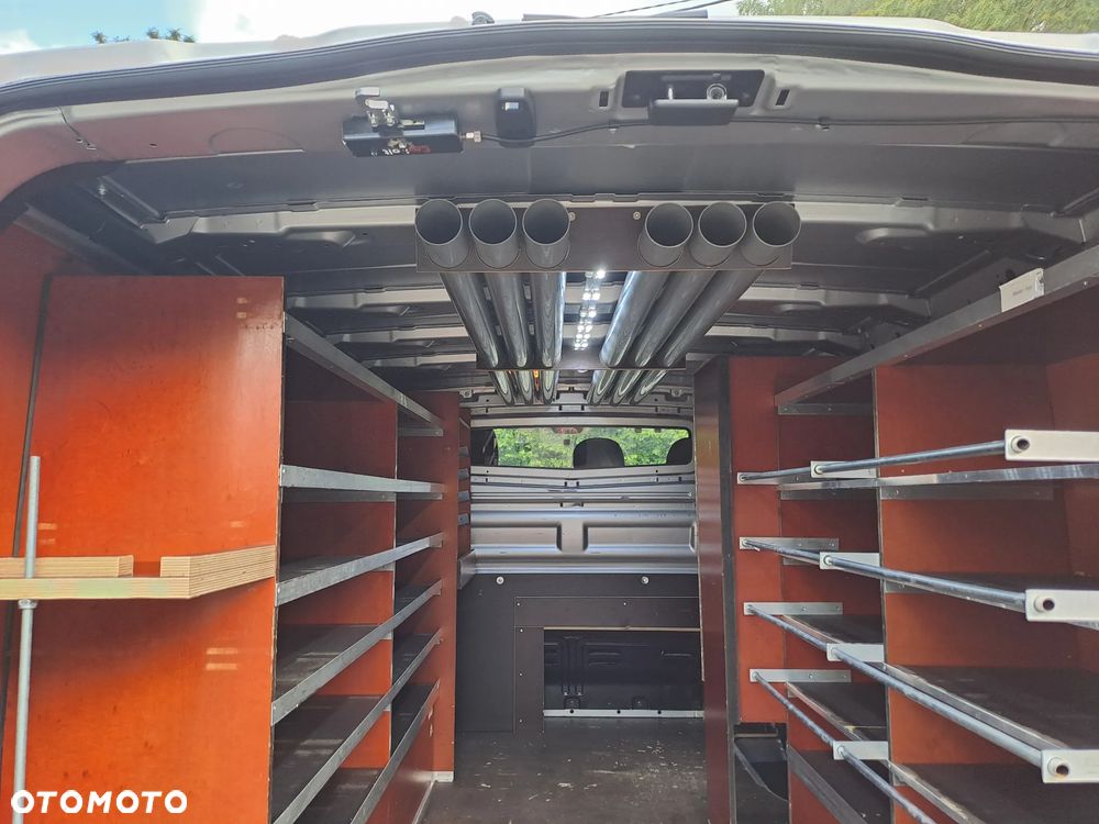 Renault Trafic - 18