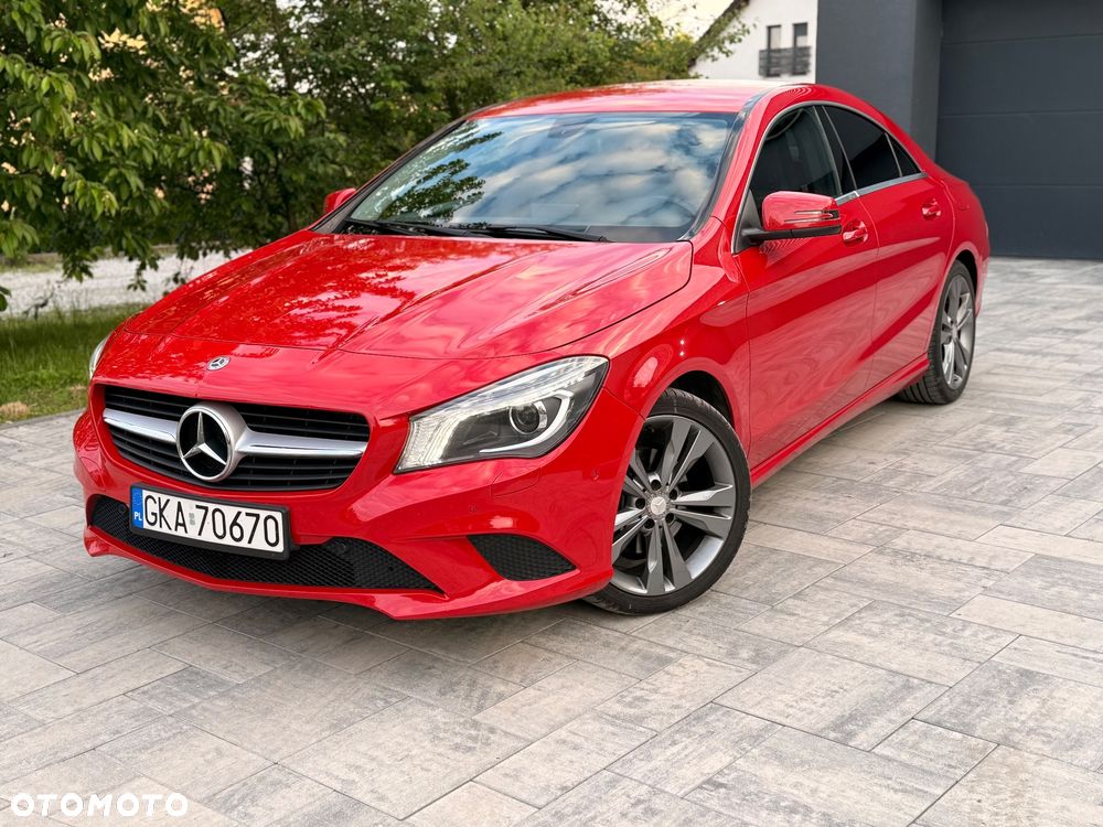 Mercedes-Benz CLA 200 AMG Line - 4