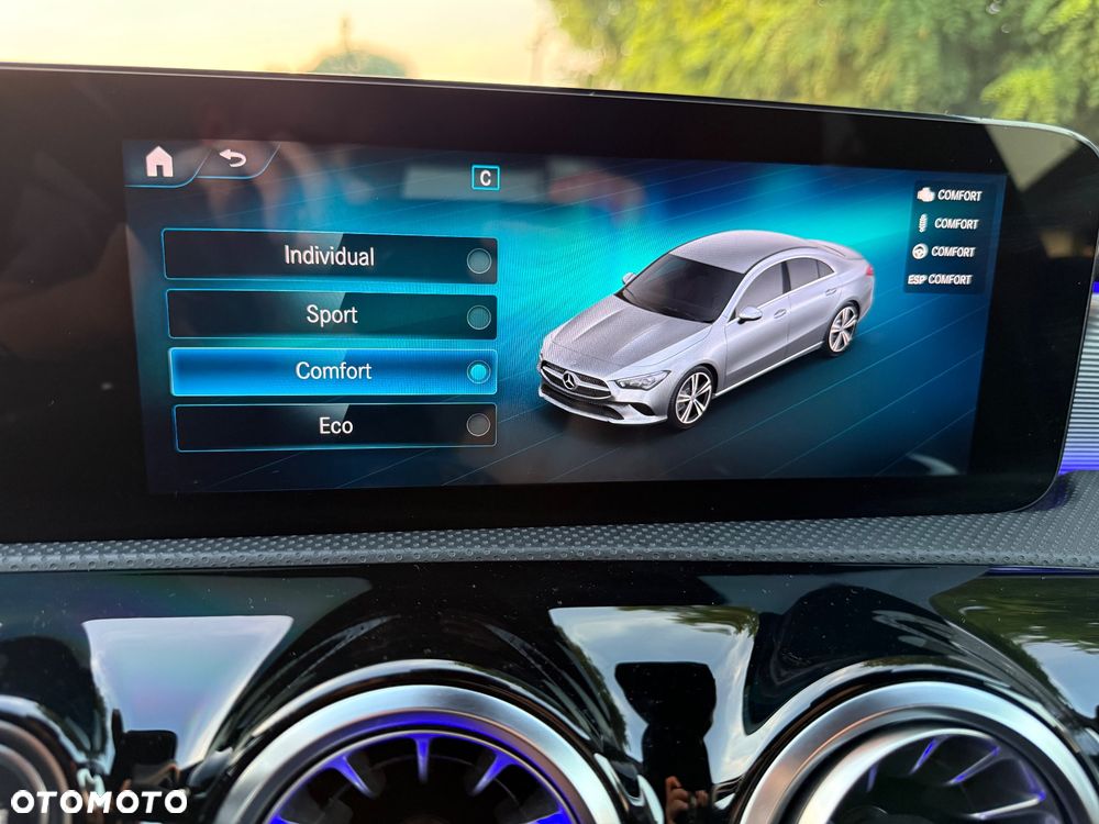 Mercedes-Benz CLA 220 d AMG Line 8G-DCT - 27