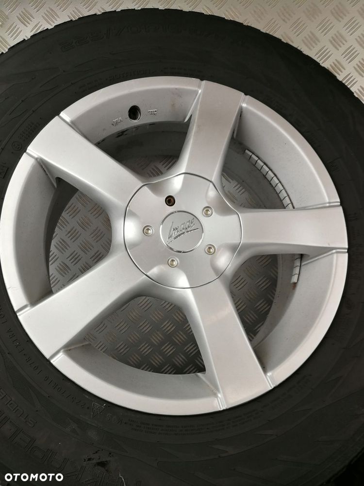 16X7 5X114,3 ET45 felgi aluminiowe 225/70R16 zima SUZUKI GRAND VITARA II 2 - 3