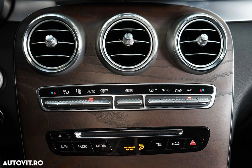 Mercedes-Benz GLC - 23