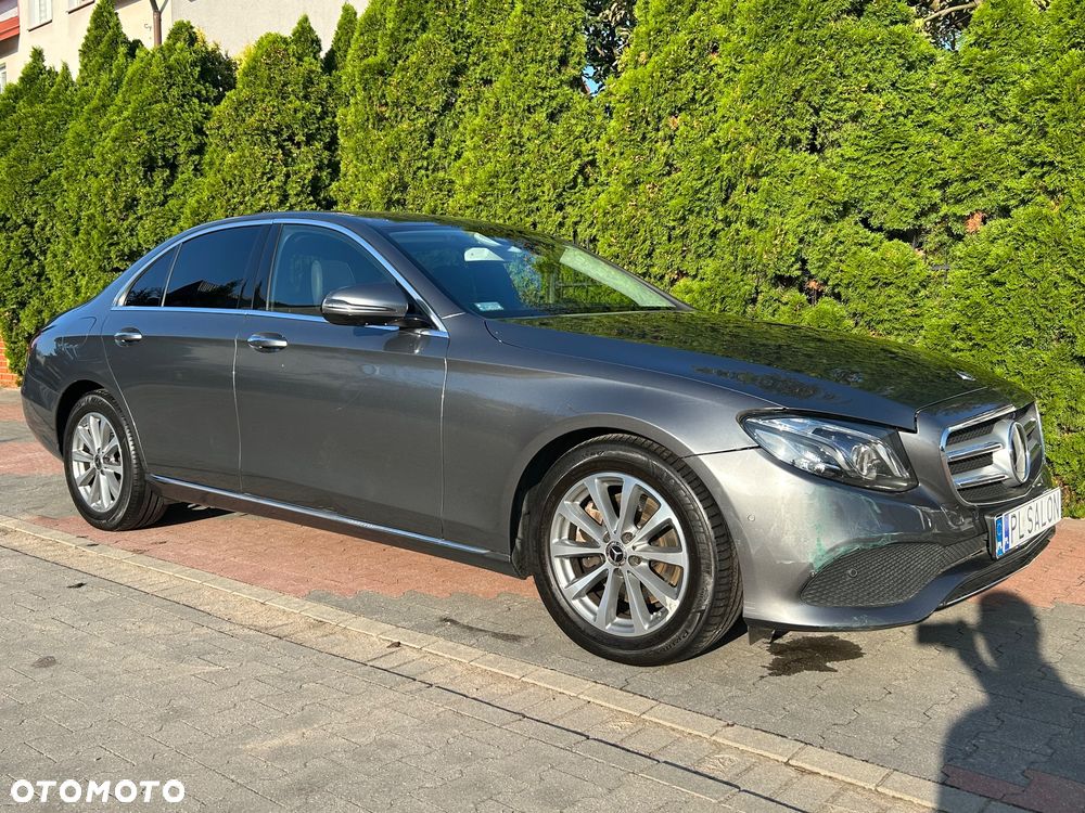 Mercedes-Benz E-Class 2017 photo 2