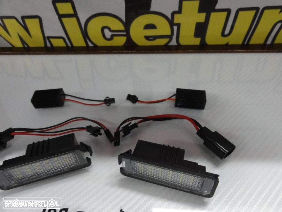 Suporte De Lampada De Matricula Com Led Branco Seat Altea, Altea XL, Exeo, Exeo ST, Ibiza 6J, Leon 1P, Bentley Continental Flying, GT, GT speed, GTC speed, Porsche Carrera GT, 911 Carrera 996, 997, GT2, GT3, 987, Cayene 9PA, Cayman 987C, Boxster, Audi TT,  VW Polo 6N2, 9N,9N3, Beetle, Passat B6, B7, EOS, Golf 4, 5, 6, 7, Lupo, Passat 3C, CC - 11