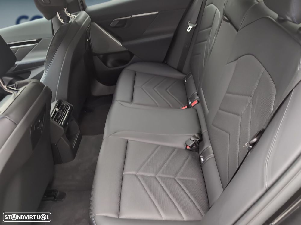 BMW 530 e Pack Desportivo M - 14