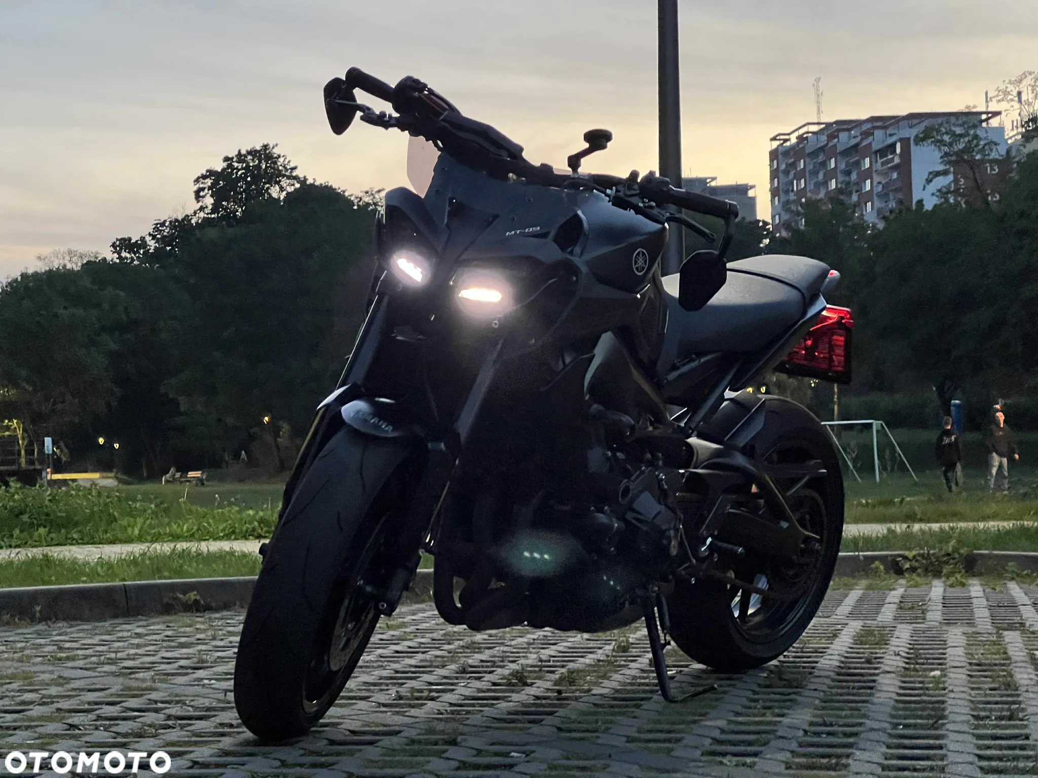 Yamaha MT - 2