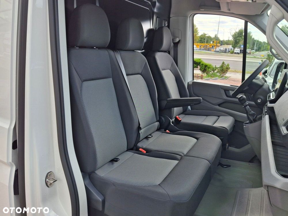 Volkswagen Crafter - 26