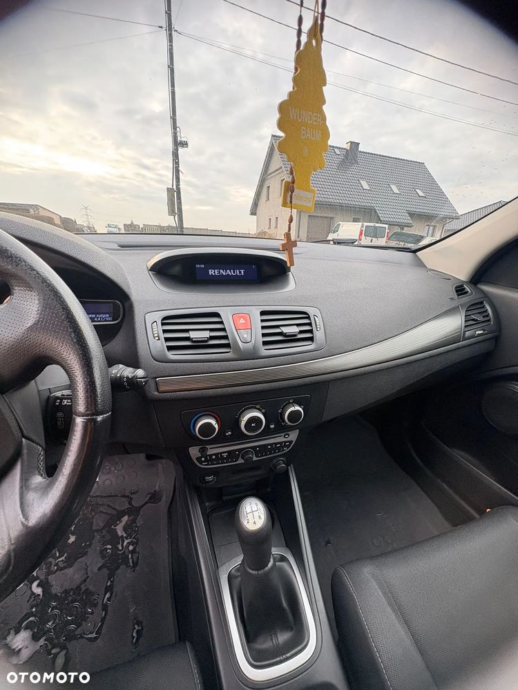 Renault Megane 1.5 dCi Expression - 6