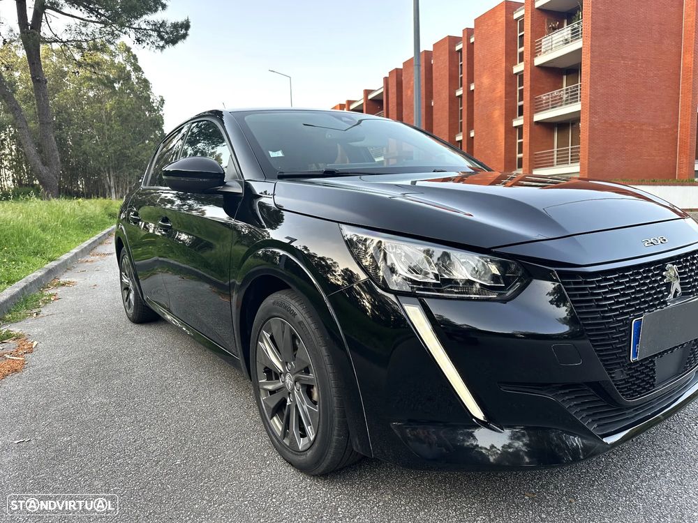 Peugeot e-208 Allure+ - 7