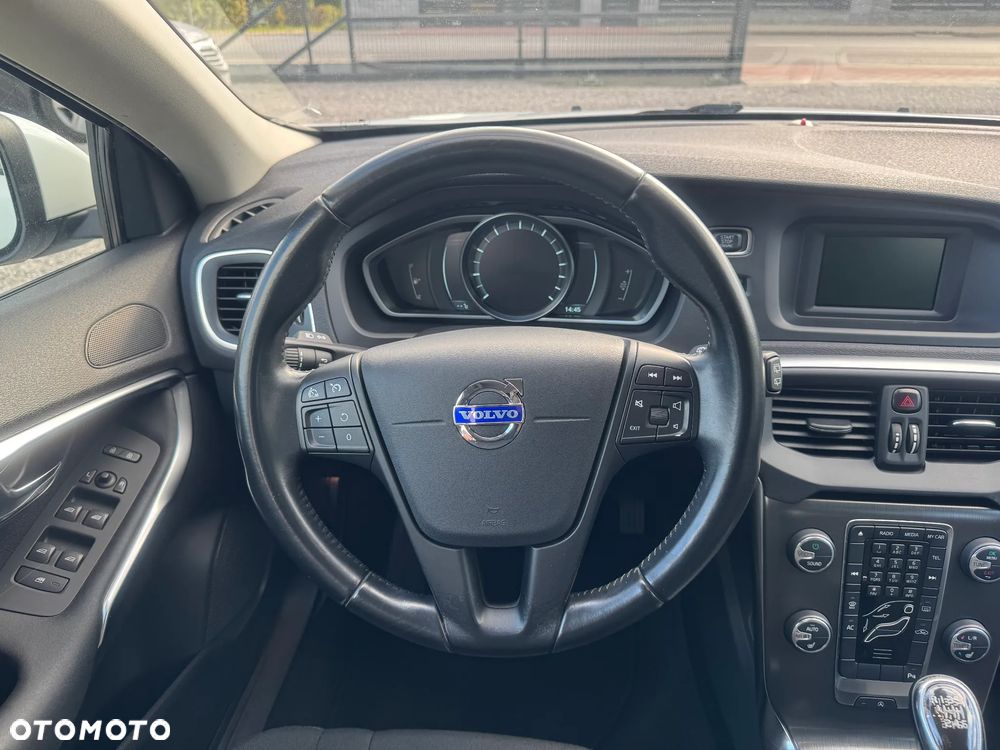 Volvo V40 - 21