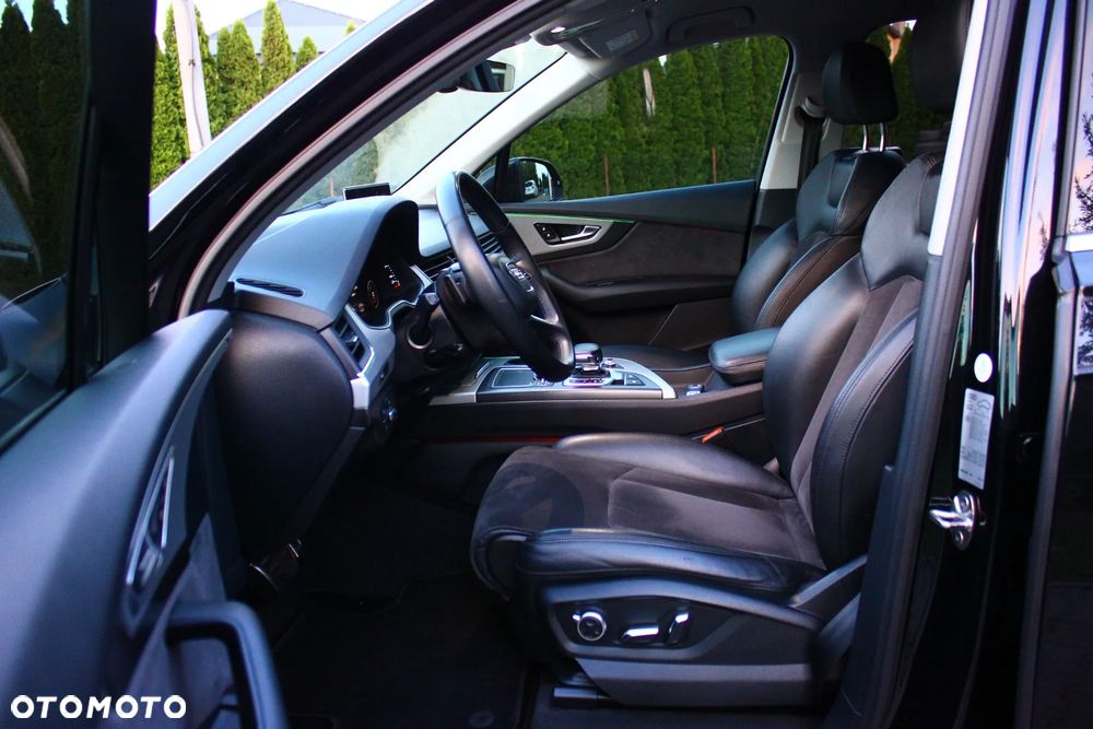 Audi Q7 - 22