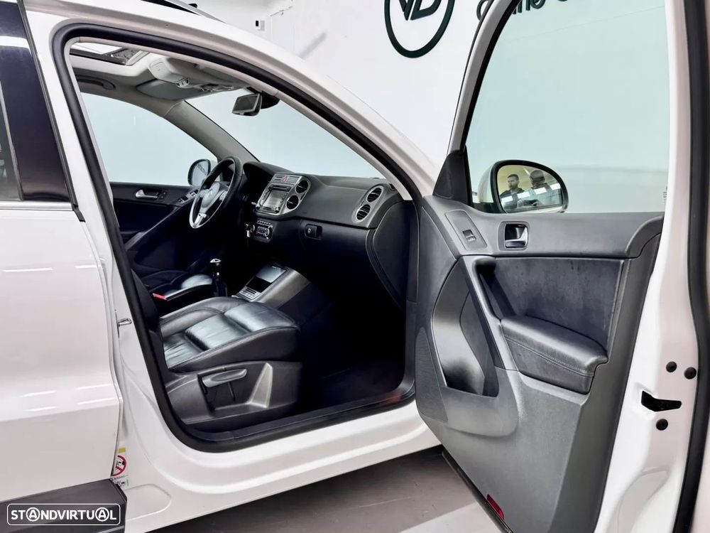 VW Tiguan 2.0 TDi Sport BlueMotion - 50