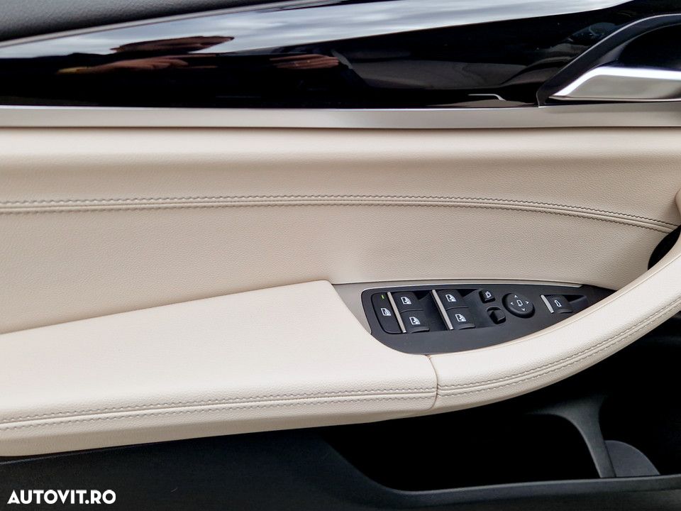 BMW X3 xDrive30i AT - 16