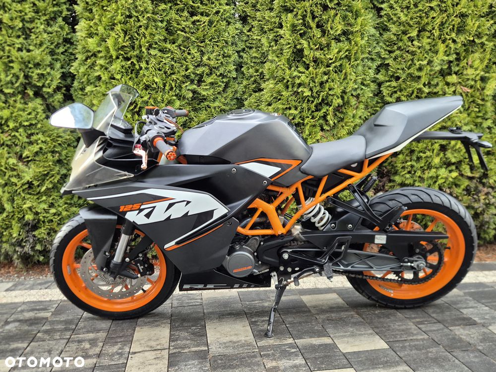 KTM RC 125 - 6