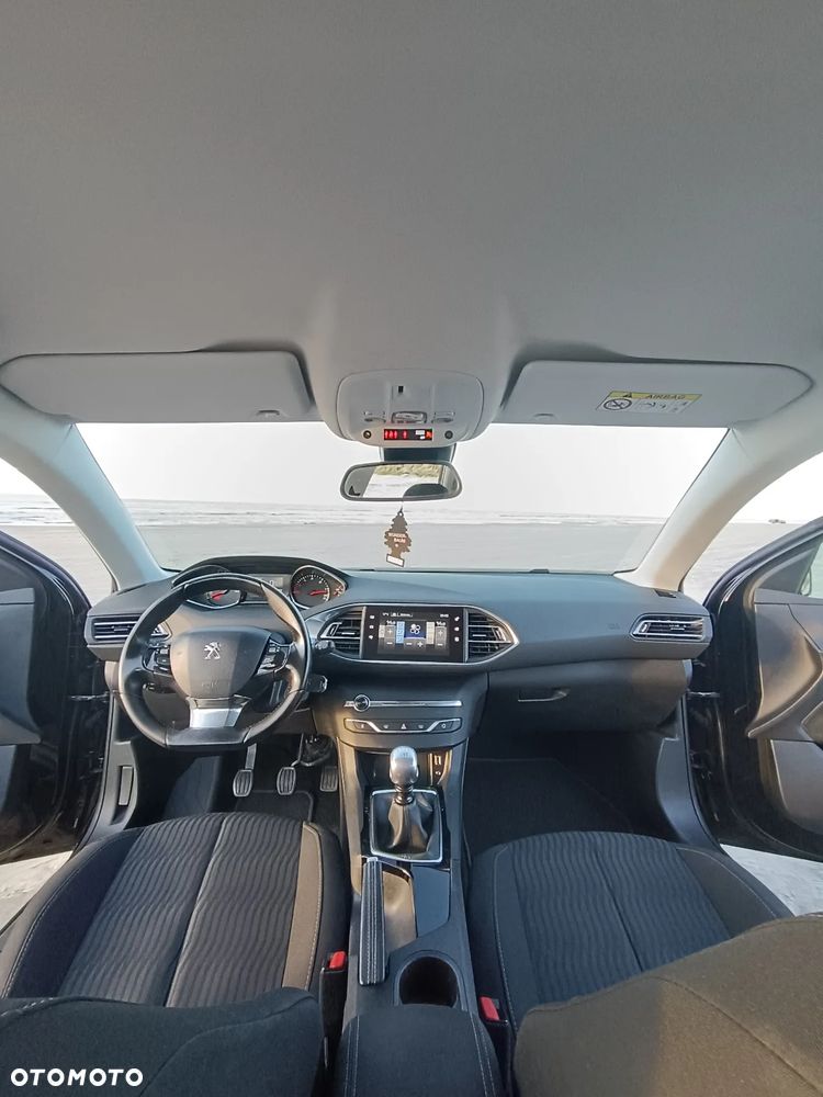 Peugeot 308 - 15