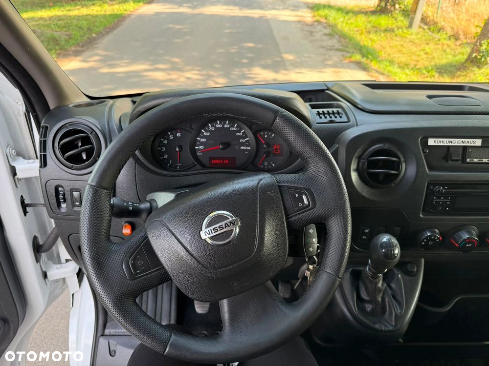 Nissan NV400 - 16