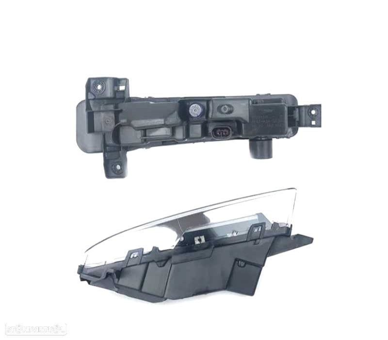 KIT LUZES LED DIURNAS BMW G30 G31 17-19 LOOK M - 2