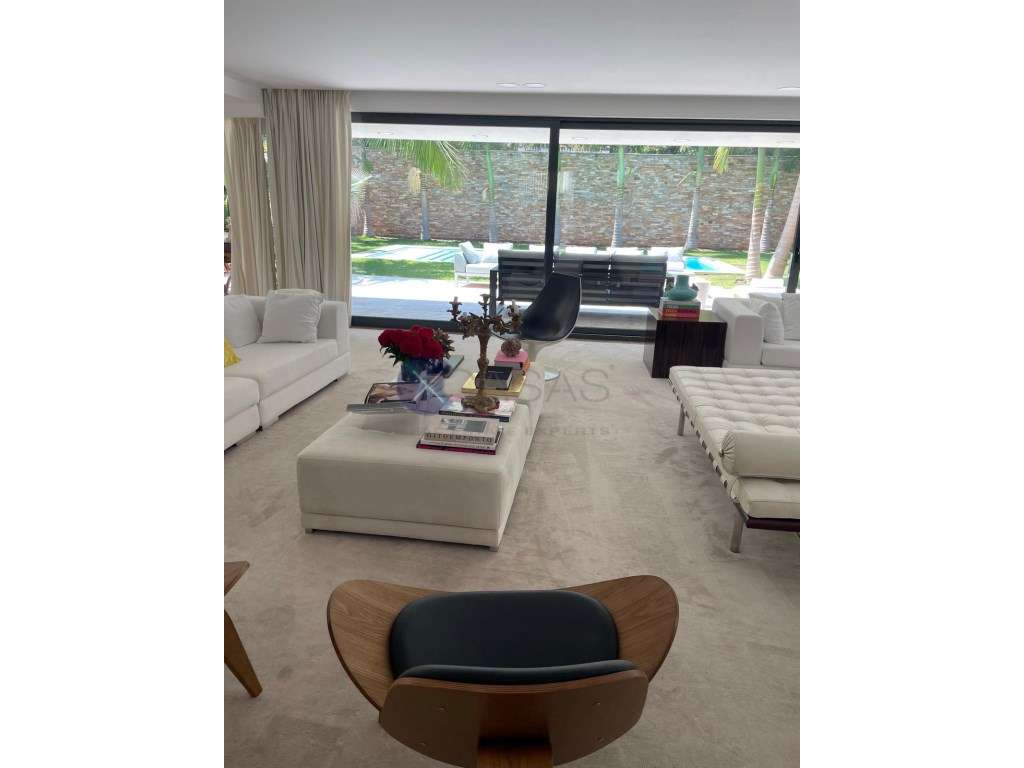 Esta fantástica moradia com 5 suites disponível totalmente mobilada... - Grande imagem: 3/11