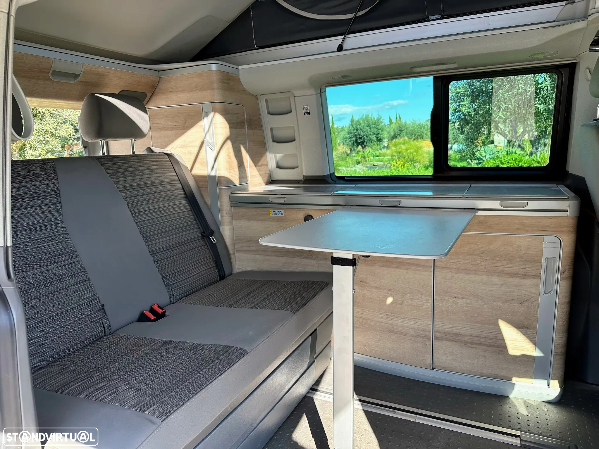 VW California Coast - 12